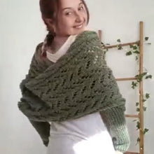 Laden Sie das Bild in den Galerie-Viewer, 🔥Heißer Verkauf 49% RABATT🧶Gestrickter Zopfmuster-Umhang, Bolero für Damen