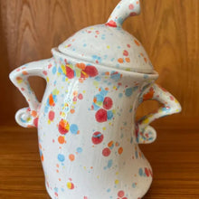 Laden Sie das Bild in den Galerie-Viewer, Tasse mit Haltung