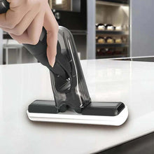 Laden Sie das Bild in den Galerie-Viewer, Mini-Sprühmopp für die Arbeitsplattenreinigung