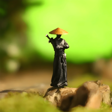 Laden Sie das Bild in den Galerie-Viewer, Youxia (Fahrender Ritter) – Fürs Auto🛡️