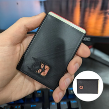 Laden Sie das Bild in den Galerie-Viewer, Batman ID-Karte Abdeckung