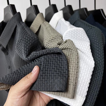 Laden Sie das Bild in den Galerie-Viewer, Mesh Eisseide Kurzarm T-Shirt