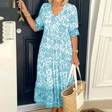Laden Sie das Bild in den Galerie-Viewer, Kleid mit V-Ausschnitt und Blumendruck