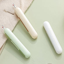 Laden Sie das Bild in den Galerie-Viewer, 2 In 1 Needle Threader Seam Ripper