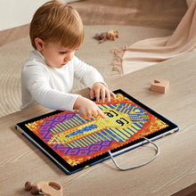 Laden Sie das Bild in den Galerie-Viewer, 100 QUEST Farben nach Zahlen Buch