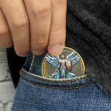 Laden Sie das Bild in den Galerie-Viewer, Der Erzengel Michael wacht über uns Challenge-Münze