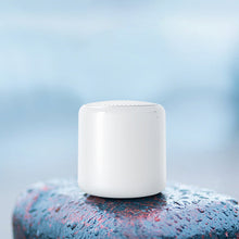 Laden Sie das Bild in den Galerie-Viewer, Tragbarer Bluetooth-Lautsprecher in Makronenfarbe