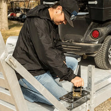 Laden Sie das Bild in den Galerie-Viewer, Automatisch einziehbarer Ratschengurt