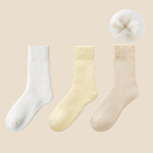 Laden Sie das Bild in den Galerie-Viewer, Kuschelige Unisex-Winter-Thermosocken aus Samt