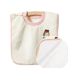 Laden Sie das Bild in den Galerie-Viewer, Besticktes Sabberhandtuch für Babys