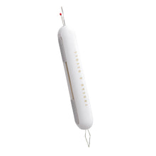 Laden Sie das Bild in den Galerie-Viewer, 2 In 1 Needle Threader Seam Ripper