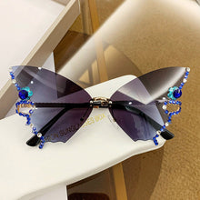 Laden Sie das Bild in den Galerie-Viewer, 💎🦋Sonnenbrille mit Schmetterlingsdiamanten 🦋💎
