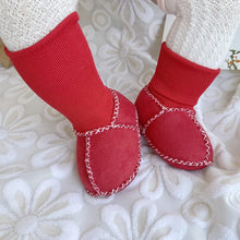 Laden Sie das Bild in den Galerie-Viewer, Warme Pelz-Babysocken