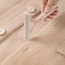 Laden Sie das Bild in den Galerie-Viewer, Doppelseitiger manueller Fusselentferner