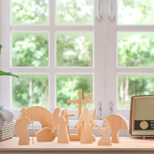 Laden Sie das Bild in den Galerie-Viewer, Osterszene hölzern Dekoration