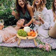 Laden Sie das Bild in den Galerie-Viewer, Klappbarer Picknicktisch aus Holz