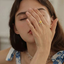 Laden Sie das Bild in den Galerie-Viewer, 💕Rotierender Sonnenblume-Ring