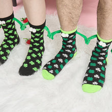Laden Sie das Bild in den Galerie-Viewer, Paar Liebe Magnet hält Hände Socken