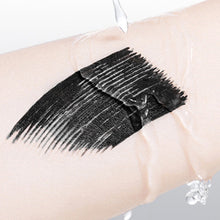 Laden Sie das Bild in den Galerie-Viewer, Wasserfeste und wischfeste Wimperntusche aus Metallflasche