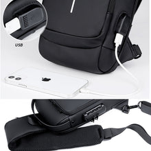 Laden Sie das Bild in den Galerie-Viewer, Lässige Multifunktionale Diebstahlsichere Brusttasche für Herren
