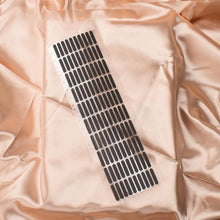 Laden Sie das Bild in den Galerie-Viewer, Staubdichte Netzaufkleber für Mobiltelefone