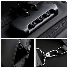 Laden Sie das Bild in den Galerie-Viewer, Lässige Multifunktionale Diebstahlsichere Brusttasche für Herren