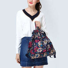 Laden Sie das Bild in den Galerie-Viewer, Faltbarer Bedruckter Nylonrucksack mit Kordelzug