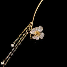 Laden Sie das Bild in den Galerie-Viewer, Elegante Schmetterlings-Blumenohrringe mit Quasten