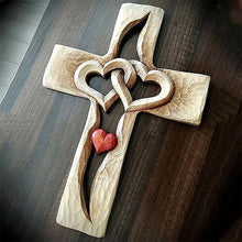 Laden Sie das Bild in den Galerie-Viewer, 💞Herzförmig geschnitztes Holzkreuz