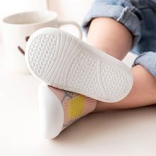 Laden Sie das Bild in den Galerie-Viewer, Rutschfeste Babyschuhsocken