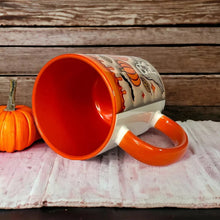 Laden Sie das Bild in den Galerie-Viewer, Kürbis-Kaffeetasse mit Geist