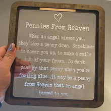 Laden Sie das Bild in den Galerie-Viewer, Paradise Bank Sparschwein aus Holz