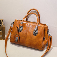 Laden Sie das Bild in den Galerie-Viewer, Neue Handtaschen aus Ölwachsleder Boston, große Tragetasche aus weichem Leder