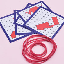 Laden Sie das Bild in den Galerie-Viewer, Geoboard aus Holz