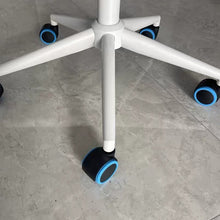 Laden Sie das Bild in den Galerie-Viewer, Schutzhülle aus Silikon für Gepäckräder(8 Stück)