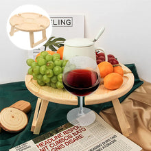 Laden Sie das Bild in den Galerie-Viewer, Klappbarer Picknicktisch aus Holz