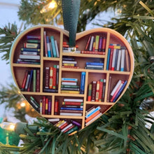 Laden Sie das Bild in den Galerie-Viewer, 🎅Süße Herzförmige Bücherregaldekoration