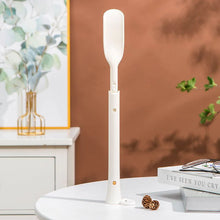 Laden Sie das Bild in den Galerie-Viewer, Einziehbarer Schuhlöffel