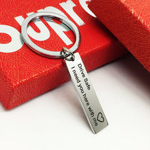 Laden Sie das Bild in den Galerie-Viewer, Engelsflügel Schlüsselanhänger
