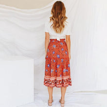 Laden Sie das Bild in den Galerie-Viewer, Bedrucktes Spitzenkleid