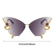 Laden Sie das Bild in den Galerie-Viewer, 💎🦋Sonnenbrille mit Schmetterlingsdiamanten 🦋💎