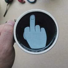 Laden Sie das Bild in den Galerie-Viewer, Lustige Mittelfinger-Tasse