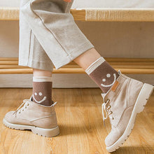 Laden Sie das Bild in den Galerie-Viewer, Schönes Lächeln Gesicht Baumwoll Socken