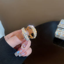 Laden Sie das Bild in den Galerie-Viewer, Glänzende vollen Diamanten Ohrringe