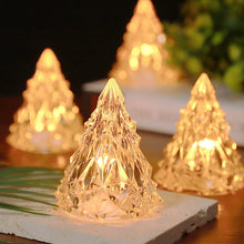 Laden Sie das Bild in den Galerie-Viewer, 🎄Mini LED Kristall Weihnachtsbaum Nachtlicht