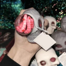 Laden Sie das Bild in den Galerie-Viewer, Schädel-Relief-Ball