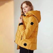 Laden Sie das Bild in den Galerie-Viewer, 🥰Selbstklebende Reparaturflicken für Daunenjacke