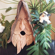 Laden Sie das Bild in den Galerie-Viewer, 🐦Einzigartiges Vogelhaus