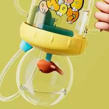 Laden Sie das Bild in den Galerie-Viewer, Babytrinkbecher mit Walspritze