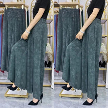 Laden Sie das Bild in den Galerie-Viewer, Damen Freizeithose Mit Vintage-Print